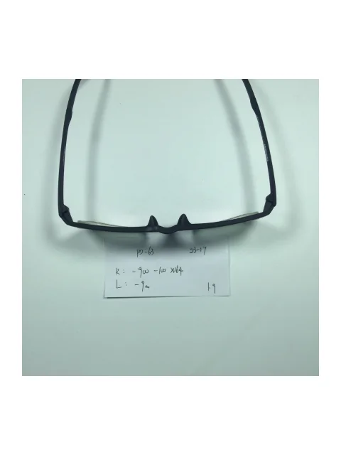 1.9超薄玻璃镜片 R:-900/-100 L:-900PD:63镜框：来架（53-17）